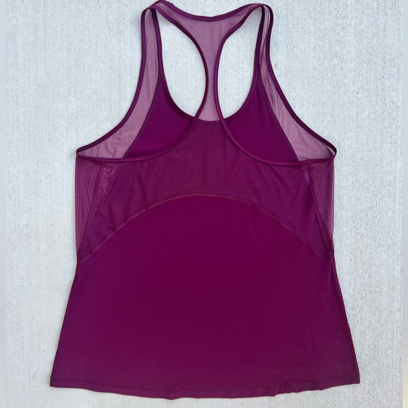 LOT OF 2 Victoria’s Secret Sport Mesh Racer Back Workout Tank size Medium - Picture 11 of 14